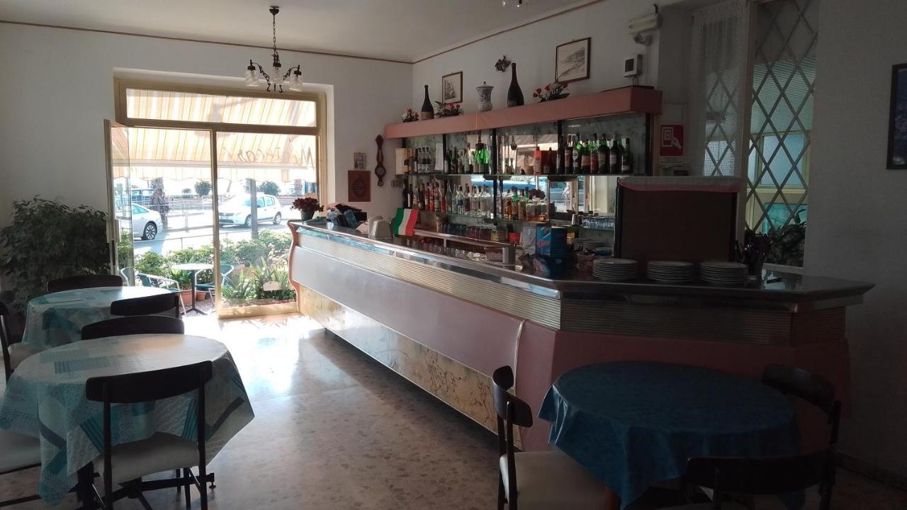Affittacamere Montecarlo Laigueglia Kültér fotó