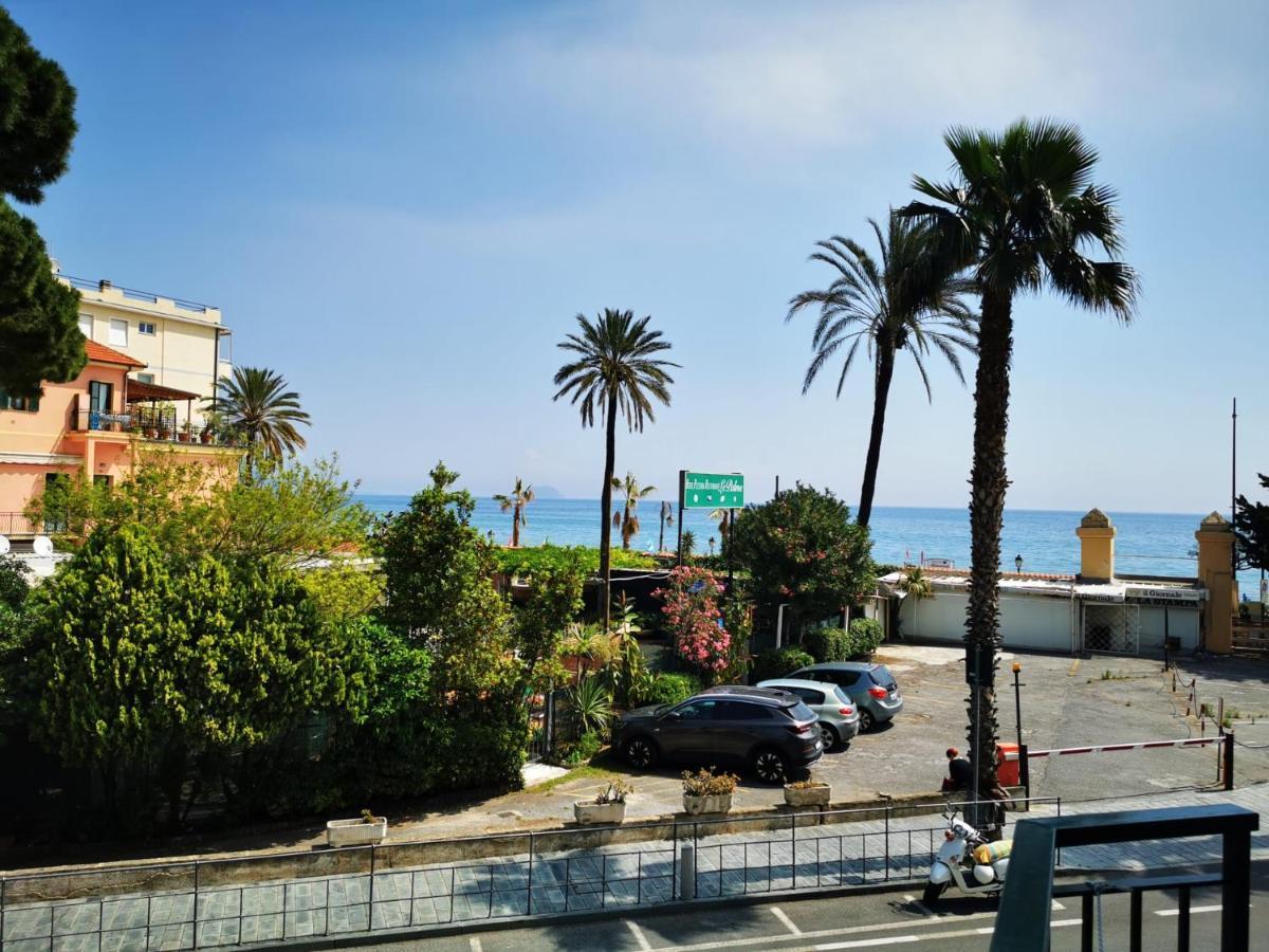 Affittacamere Montecarlo Laigueglia Kültér fotó
